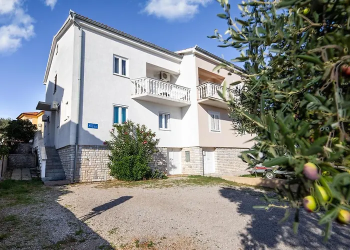 Aisa* Countryside Just 500m From The Beach! Krk Town