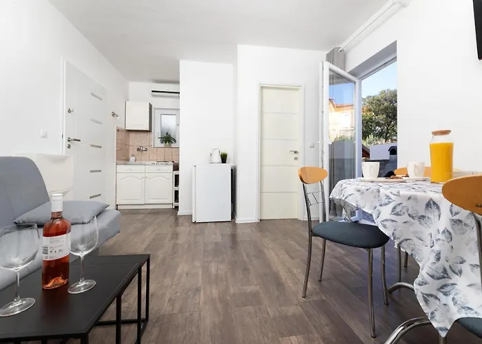 Aisa* Countryside Just 500m From The Beach! Apartman *