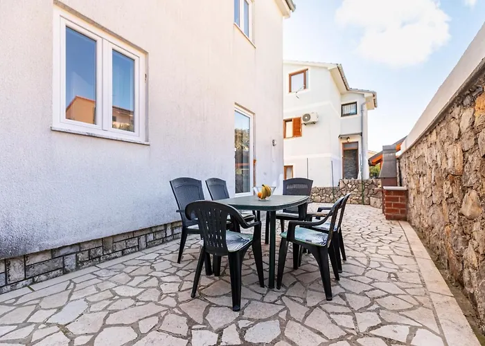 Aisa* Countryside Just 500m From The Beach!